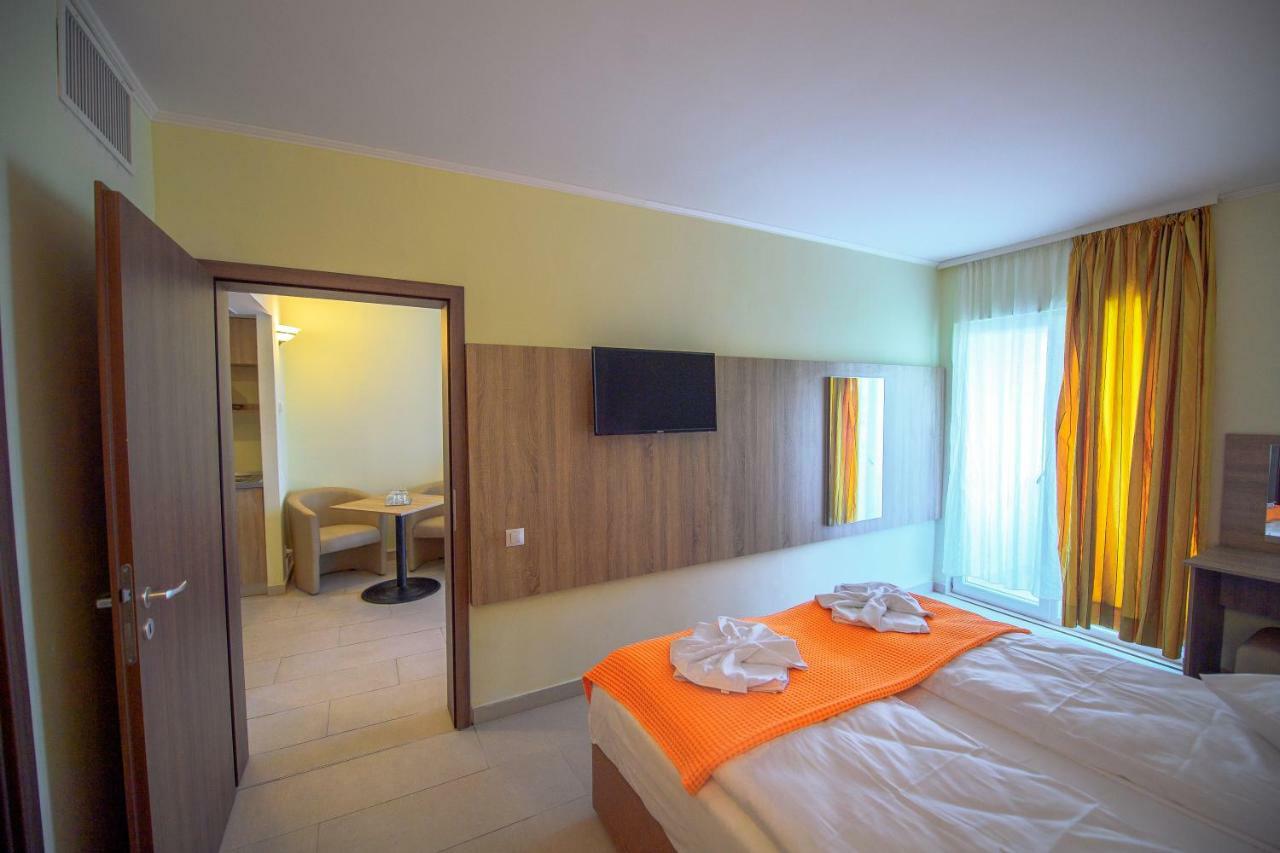 Hotel Piccadilly Мамая Экстерьер фото