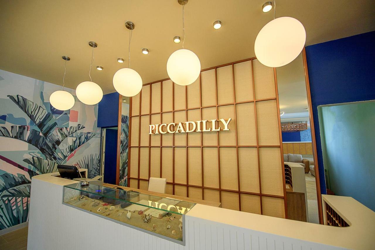 Hotel Piccadilly Мамая Экстерьер фото